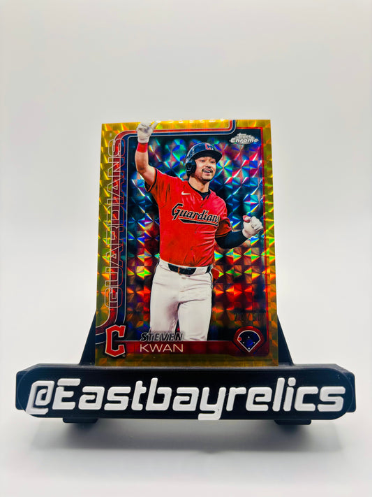 2025 Topps Chrome Steven Kwan Gold Geometric Refractor /50 #202 Guardians